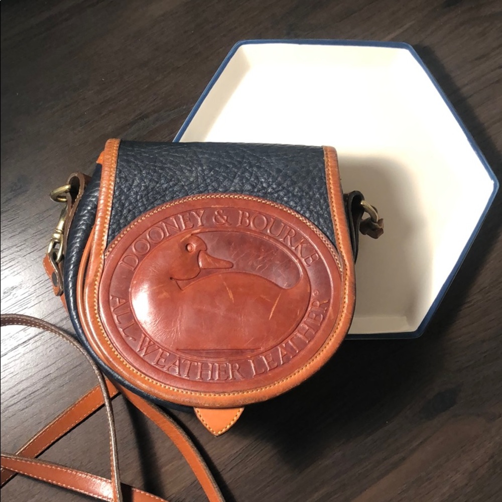 Dooney & Bourke Purse